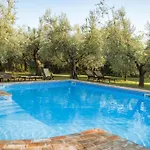 Studio-apartment Mit Sommerpool- Garten Und Aussicht By Interhome